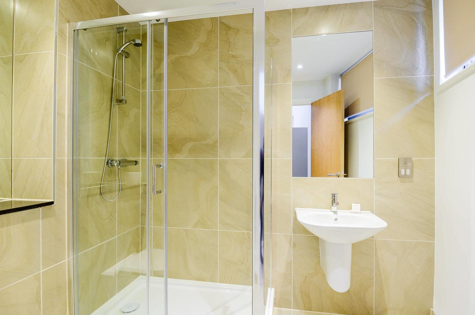 Tooley Street Apartments By Viridian Apartments Londres Extérieur photo