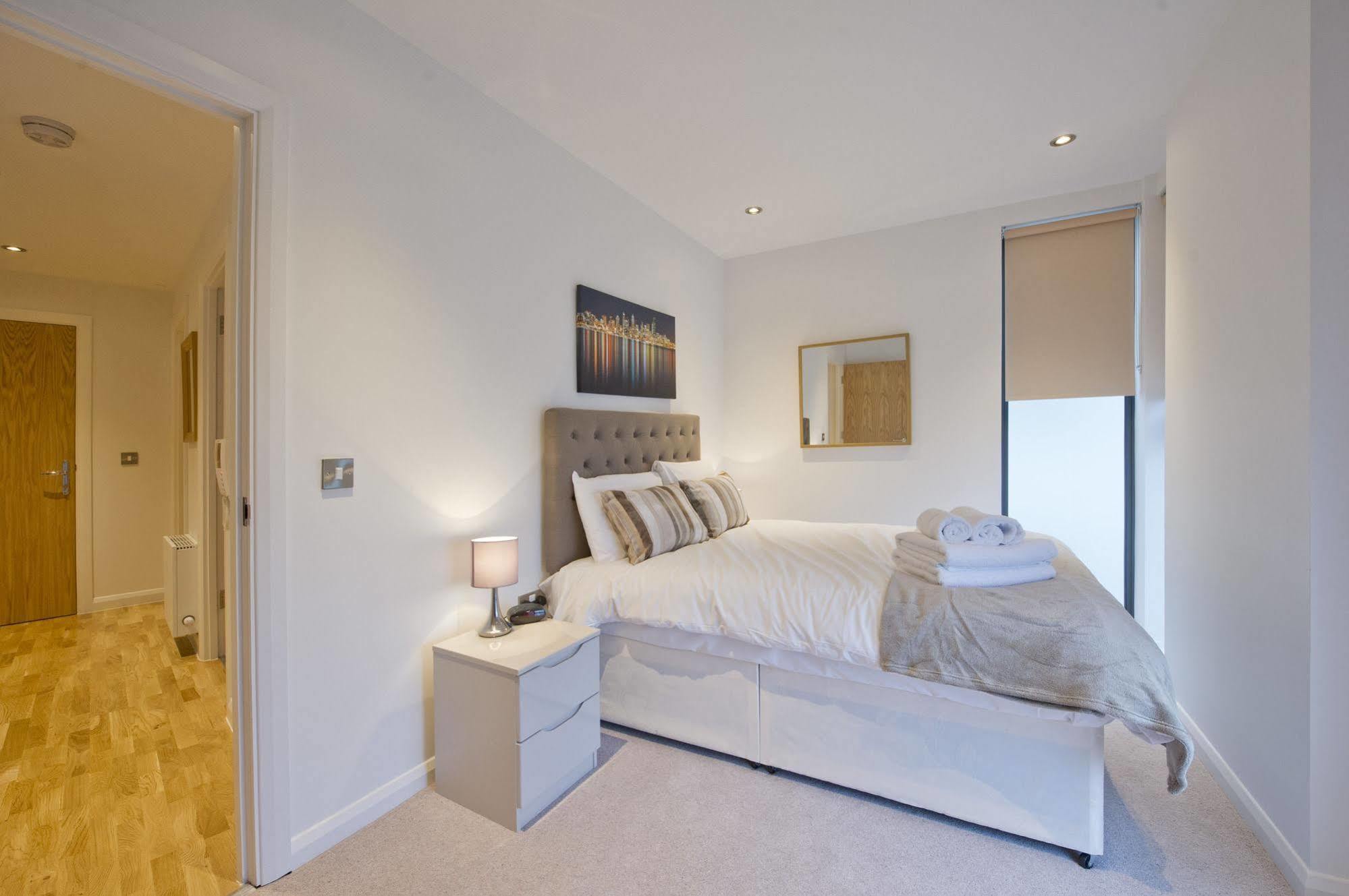 Tooley Street Apartments By Viridian Apartments Londres Extérieur photo